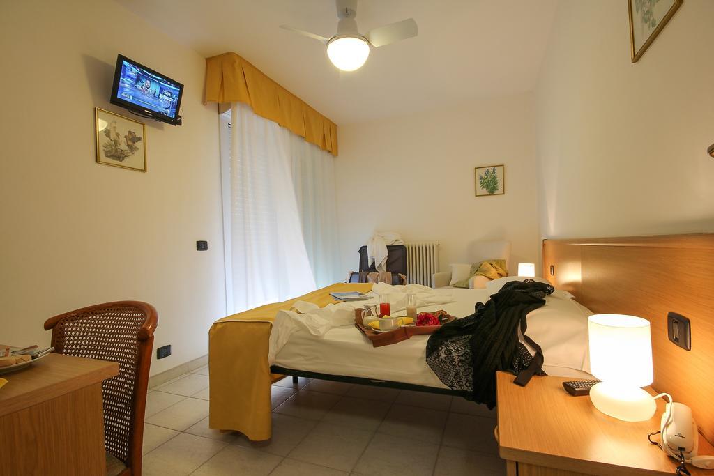 Hotel Miramare Forte dei Marmi Chambre photo